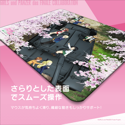 『ガールズ＆パンツァー』×Astromeda ゲーミングラバーマウスパッド【桜＆戦車】 表面ディテール